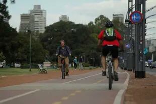 El uso de la bicicleta crece y se convierte en alternativa para muchas personas que buscan ser más ecológicos a la hora de moverse