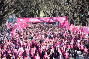 Más de 12.000 personas caminaron por los bosques de Palermo para luchar contra el cáncer de mama