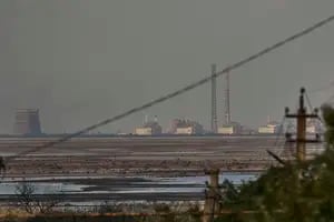 Ataques a la central nuclear de Zaporiyia: temen que se produzca un grave accidente