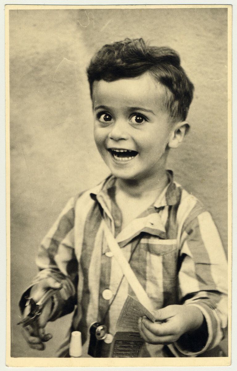Istvan Reiner, a los 4 años, poco antes de su muerte en Auschwitz. Gentileza Janos Kovacs