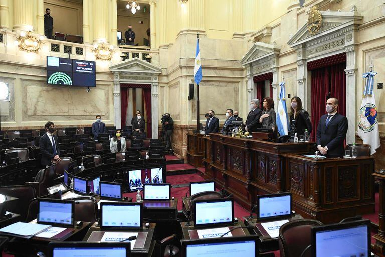El Senado avanza sobre la Procuración: mensaje a Carrió y fastidio de Cristina
