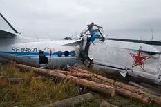 Murieron 15 personas por la caída de un avión en Rusia