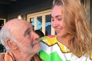 Sean Connery junto a su nieta, Saskia
