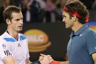 Roger Federer le ganó con autoridad a Andy Murray