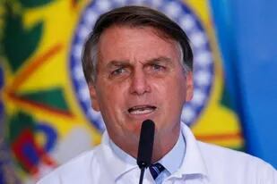 Crisis política en Brasil: Bolsonaro perdió a su canciller y cambió a cinco ministros