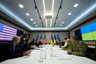 La reunión entre el gobierno de Ucrania y altas autoridades de EE.UU.