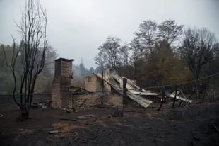 Así quedaron las zonas arrasadas por el fuego en la zona del El Bolsón y alrededores