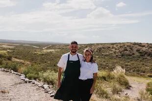 Camila y Gastón, socios en la cocina y en el amor, encontraron la fórmula para trabajar juntos en Gualtallary.