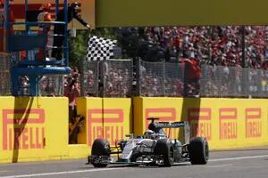 Lewis Hamilton ganó el Gran Premio de Italia y llegó a 40 victorias en la Fórmul