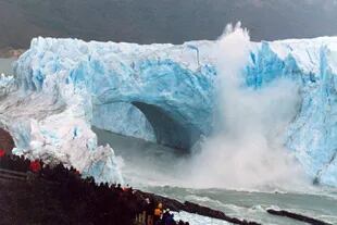 Ruptura del glaciar en el 2004