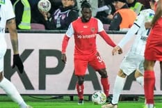 El futbolista ghanés que el domingo anotó el gol del triunfo en la liga turca y ahora es buscado entre los escombros