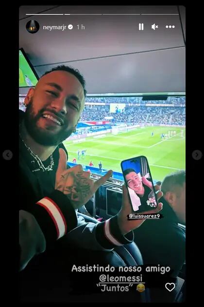 La historia de Instagram de Neymar en un palco del Parque de los Príncipes en apoyo a su "amigo" Leo Messi junto al otro integrante del trío, Luis Suárez, que estaba en Brasil.