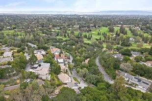 The Silicon Valley House Where Mark Zuckerberg, Dustin Moskovitz And Sean Parker Built The Facebook Platform (Meta) Is Up For Sale For $5.3 Million.
