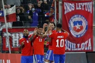 Chile le ganó a Venezuela 3-0 y pasó de estar casi afuera a volver a ilusionarse con el Mundial
