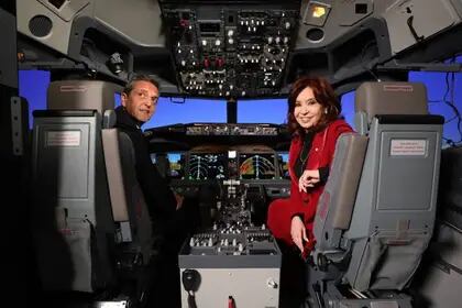 Sergio Massa y Cristina Kirchner, en julio, en la última foto juntos antes de las PASO; la vicepresidente no volvió a aparecer en la campaña