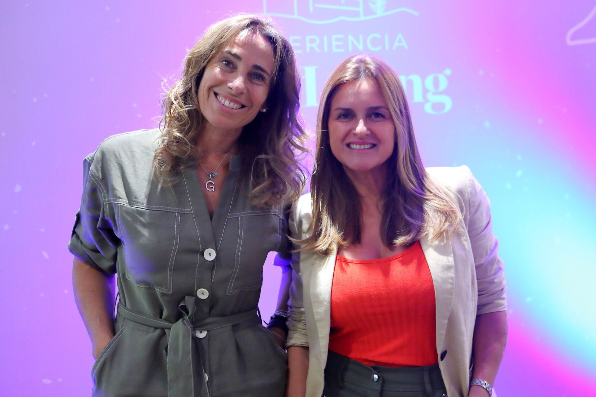 Las diseñadoras Gabriela Orlando y Gabriela López Monzón (der.).