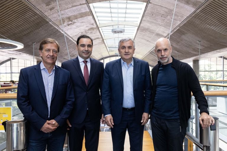 Suarez, Valdés, Morales y Larreta, en la sede del gobierno porteño