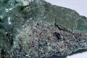 El misterioso hallazgo de rocas de plástico en una isla remota de Brasil