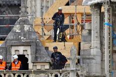Notre Dame: la estructura se debilitó y puede ceder ante vientos fuertes