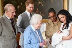 La decisión que debe tomar Carlos III sobre los hijos de Harry y Meghan que desvela a los expertos en realeza