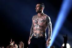 Más polémicas para Maroon 5 y el Super Bowl: el show machista de Adam Levine