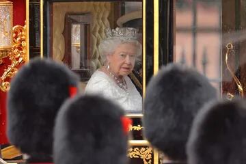 La reina Isabel repitió varias vestuario para ahorrar dinero
