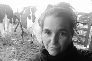 La tambera Alejandra Badino que tiene su producción láctea en Cañada Rosquín, Santa Fe, hace 41 años que sostiene ese oficio