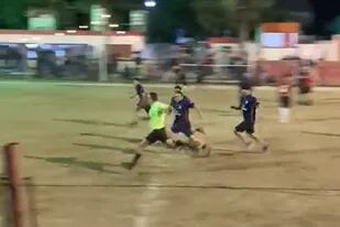 Brutal golpiza a un árbitro en la final de un torneo amateur en Córdoba