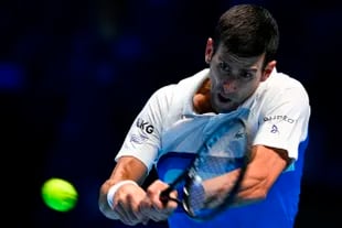 El serbio Novak Djokovic venció al ruso Andrey Rublev por la zona de grupos y se aseguró la clasificación para las semifinales del ATP Finals, en Turín.