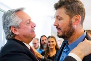 El abrazo entre el presidente Alberto Fernández y Marcelo Tinelli, una alianza que nunca se rompió