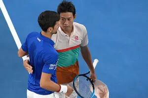 Australia: Djokovic avanzó a las semifinales tras el retiro de Nishikori