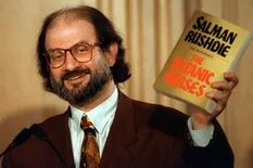 Salman Rushdie, una vida más cerca del peligro que del realismo mágico