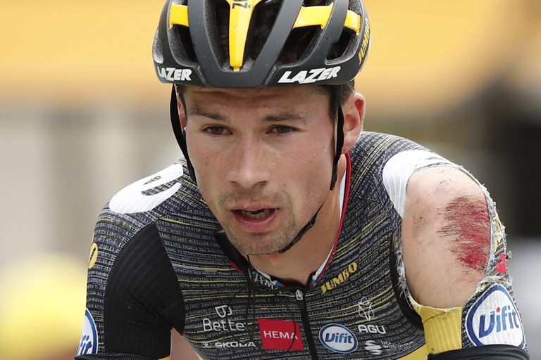 Las heridas y el rigor de la montaña sacan a una figura clave del Tour de Francia