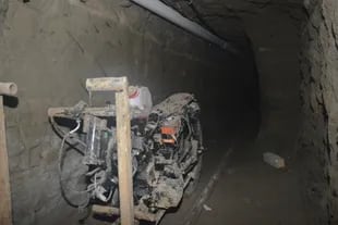 El túnel por el que se escapó El Chapo Guzmán mide 1,5 km de largo, 1,7m de alto y 80 cm de ancho