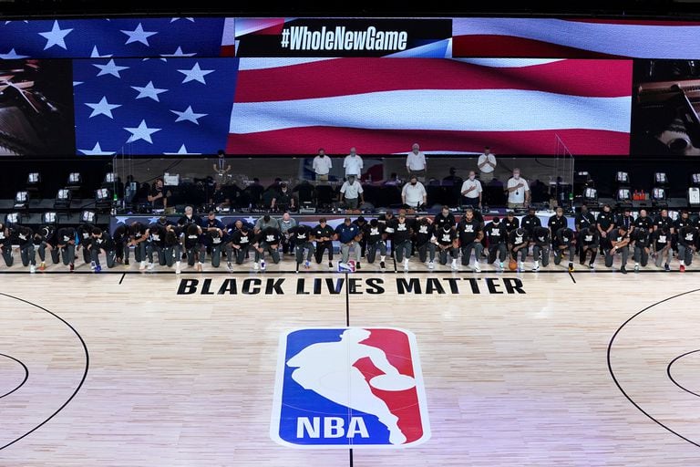 Volvió la NBA: homenaje, público virtual y la figura que emergió de las críticas