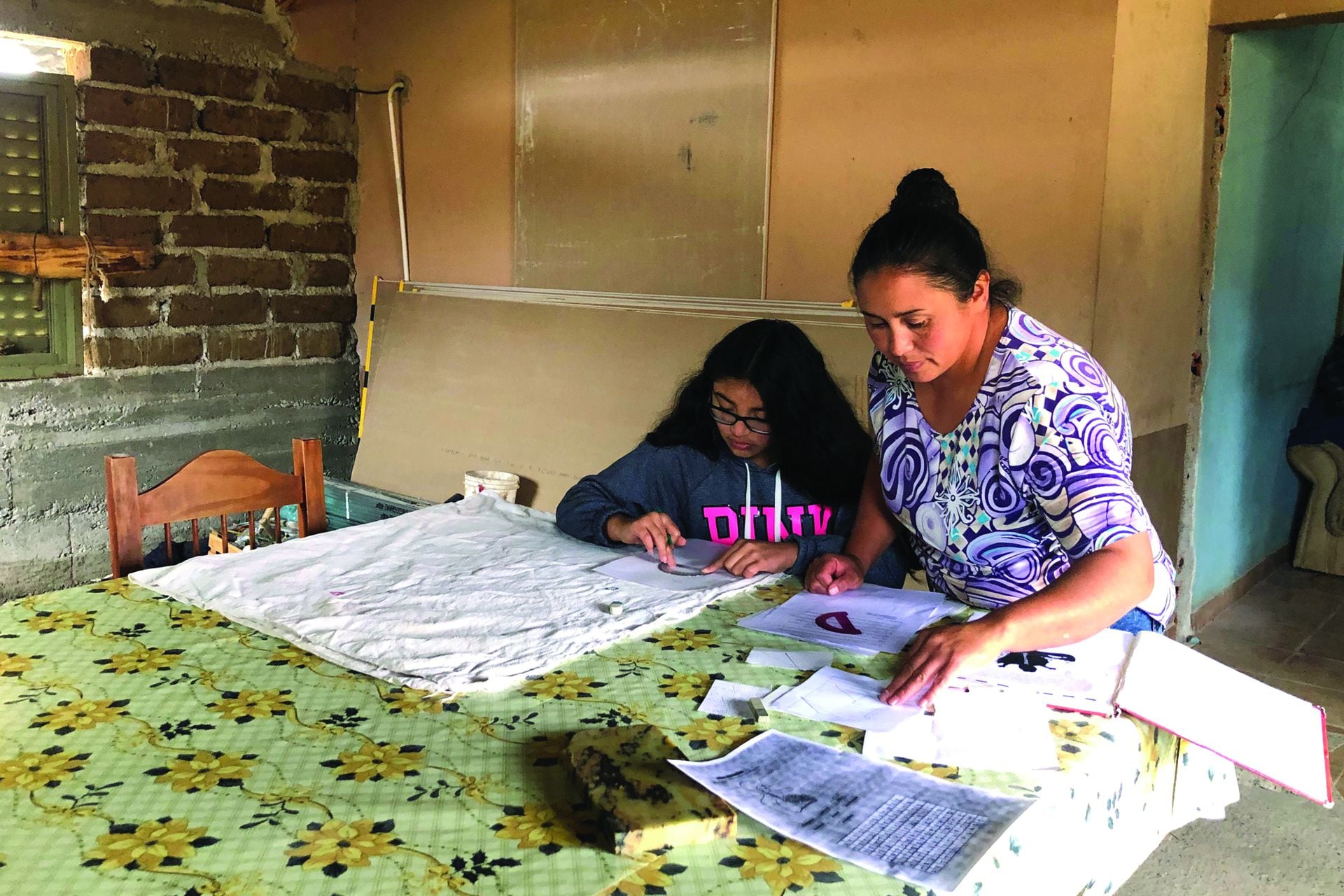 Durante la pandemia a Millarai Muñoz le costó poder hacer la tarea desde su casa porque sus papás no terminaron la escuela