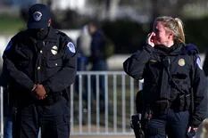 EE.UU.: investigan si agentes fuera de servicio participaron de los disturbios
