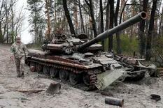 El letal error de diseño de los tanques rusos que los volvió vulnerables a los ataques ucranianos