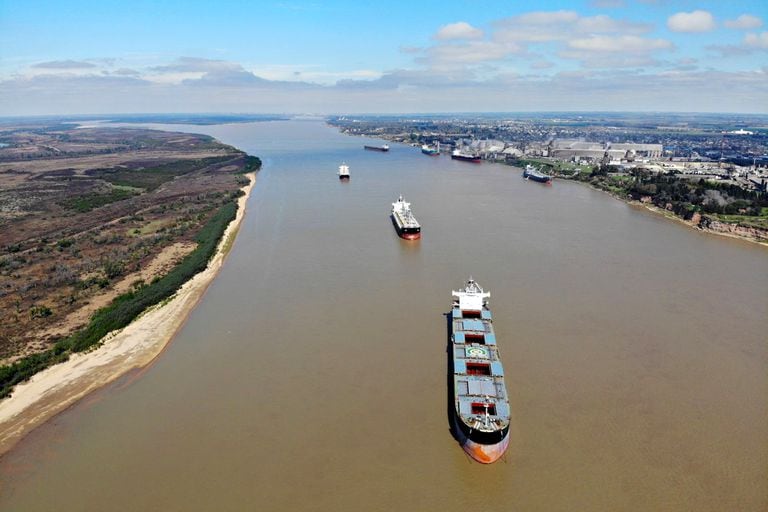 Por la Hidrovía pasa el 80% del volumen de exportación de la Argentina