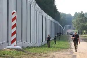 Una nueva cortina de hierro se instala en Europa, pero esta vez más cerca de Moscú