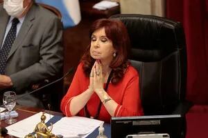 Cristina Kirchner apura la última sesión antes de perder la mayoría
