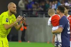 El tierno gesto de Messi con el hijo del arquero de Reims, tras su debut en el PSG