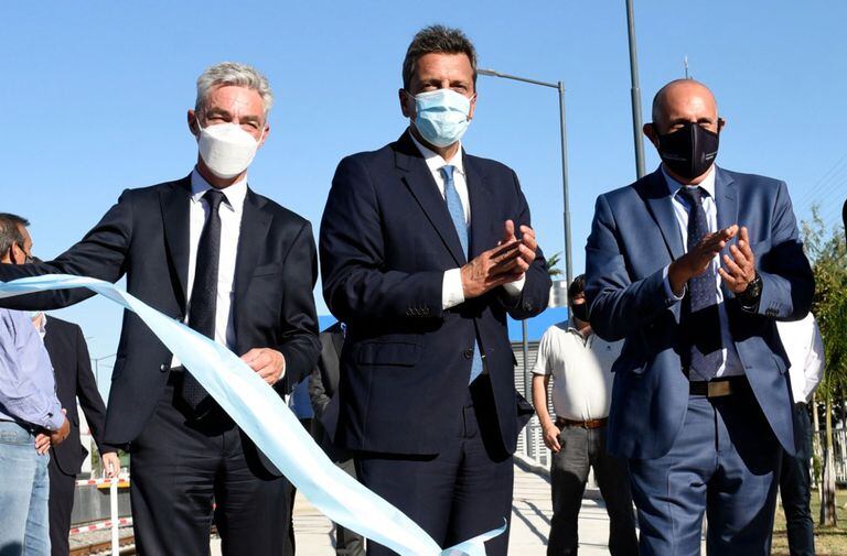 Mario Meoni, Sergio Massa y Alexis Guerrera, nuevo ministro de Transporte