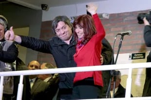 En los casos Hotesur y Los Sauces, Cristina Kirchner está procesada y elevada a juicio junto con sus dos hijos, Máximo y Florencia
