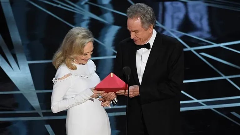 Faye Dunaway and Warren Beatty, protagonists of an Oscars mistake that will go down in history