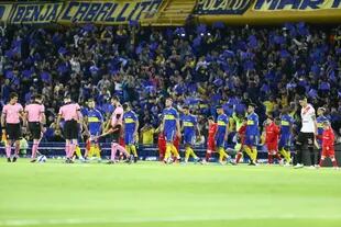 Boca Juniors y Always Ready, en la cancha
