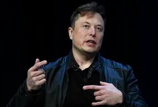 Elon Musk suele expresar sus ideas y proponer debates por Twitter
