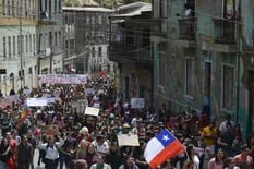 Desigualdad: los contrastes sociales de Chile que provocaron el incendio
