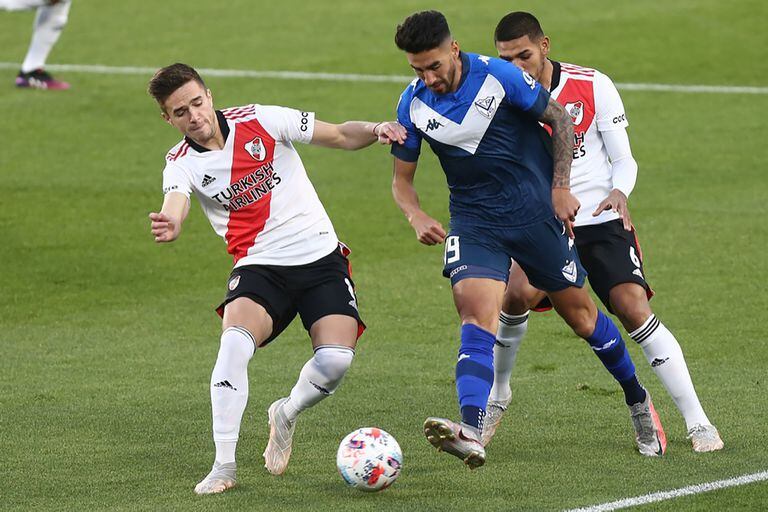 Palavecino busca un lugar entre los titulares de River, en el choque contra Vélez