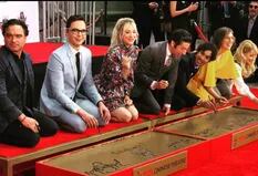 Los actores de The Big Bang Theory inmortalizaron sus manos en el teatro Chino
